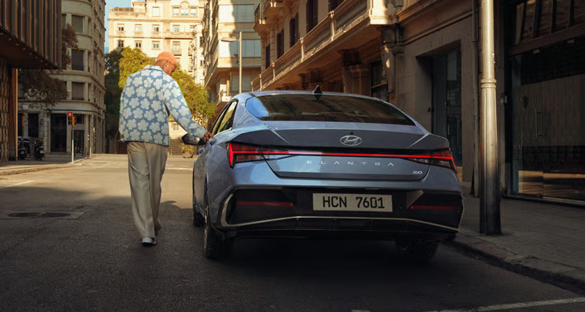 Hyundai ELANTRA
